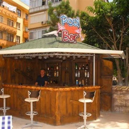 Ξενοδοχείο με διαμερίσματα Dreams Αλάνια