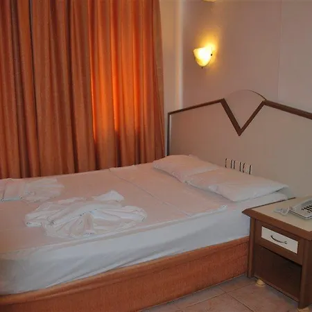 Apart-hotel Dreams 2*